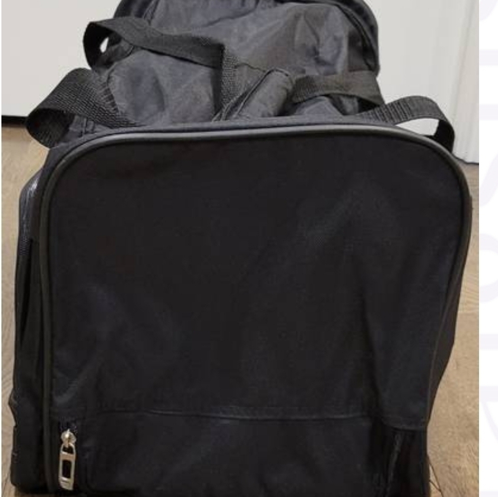 World Disney duffle bag - Picture 4 of 7